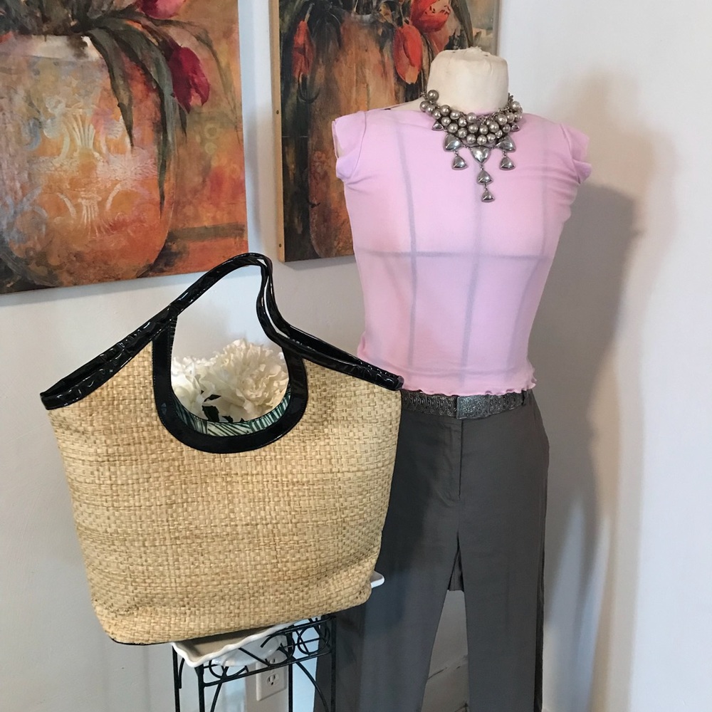 Vintage straw bag